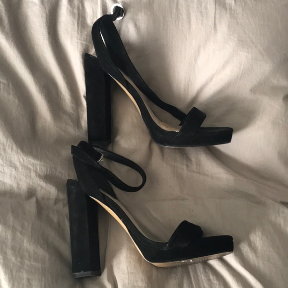 Steve Madden suede heel - Picture 2 of 6